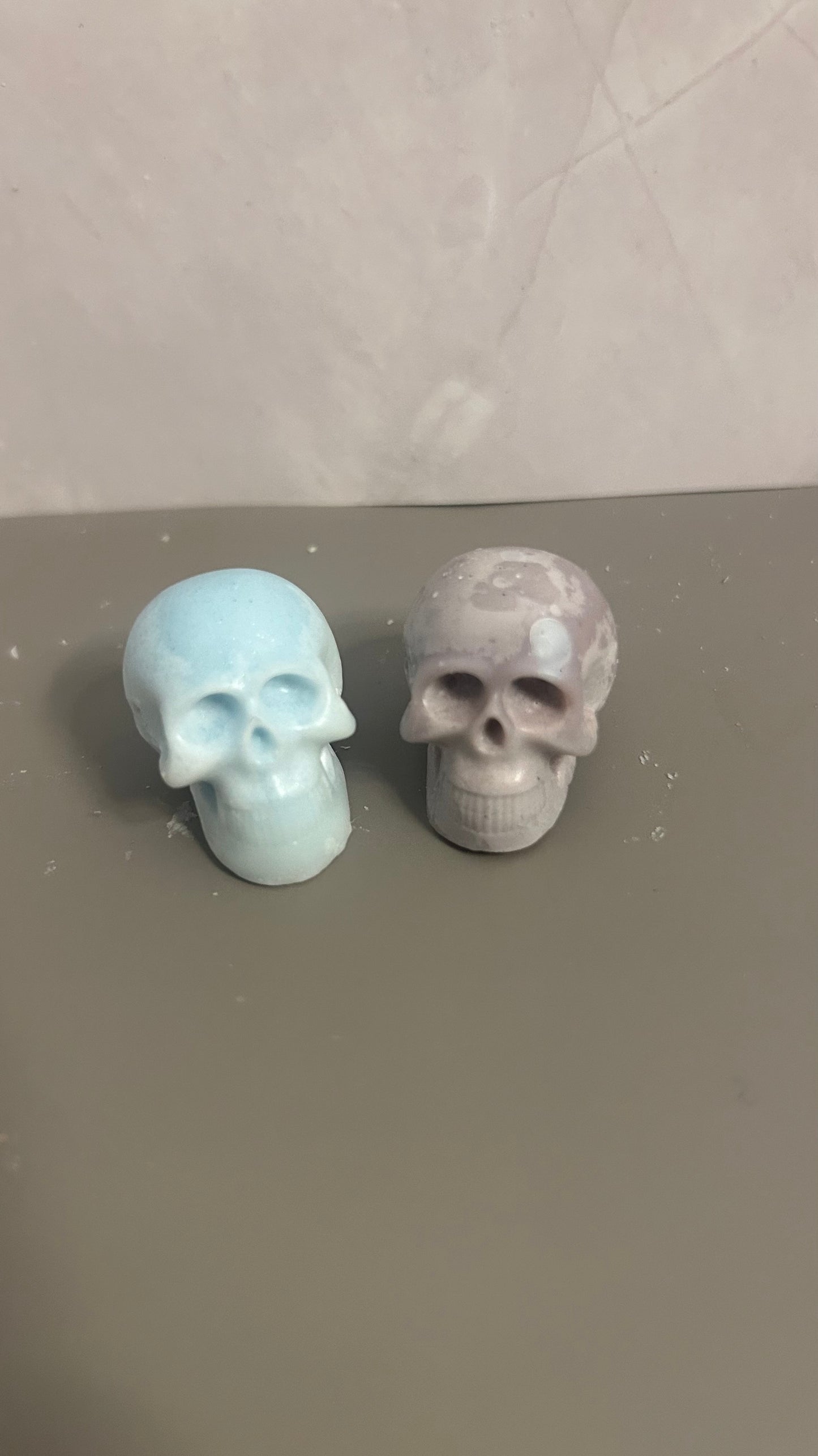 Mini skull head melt 💀