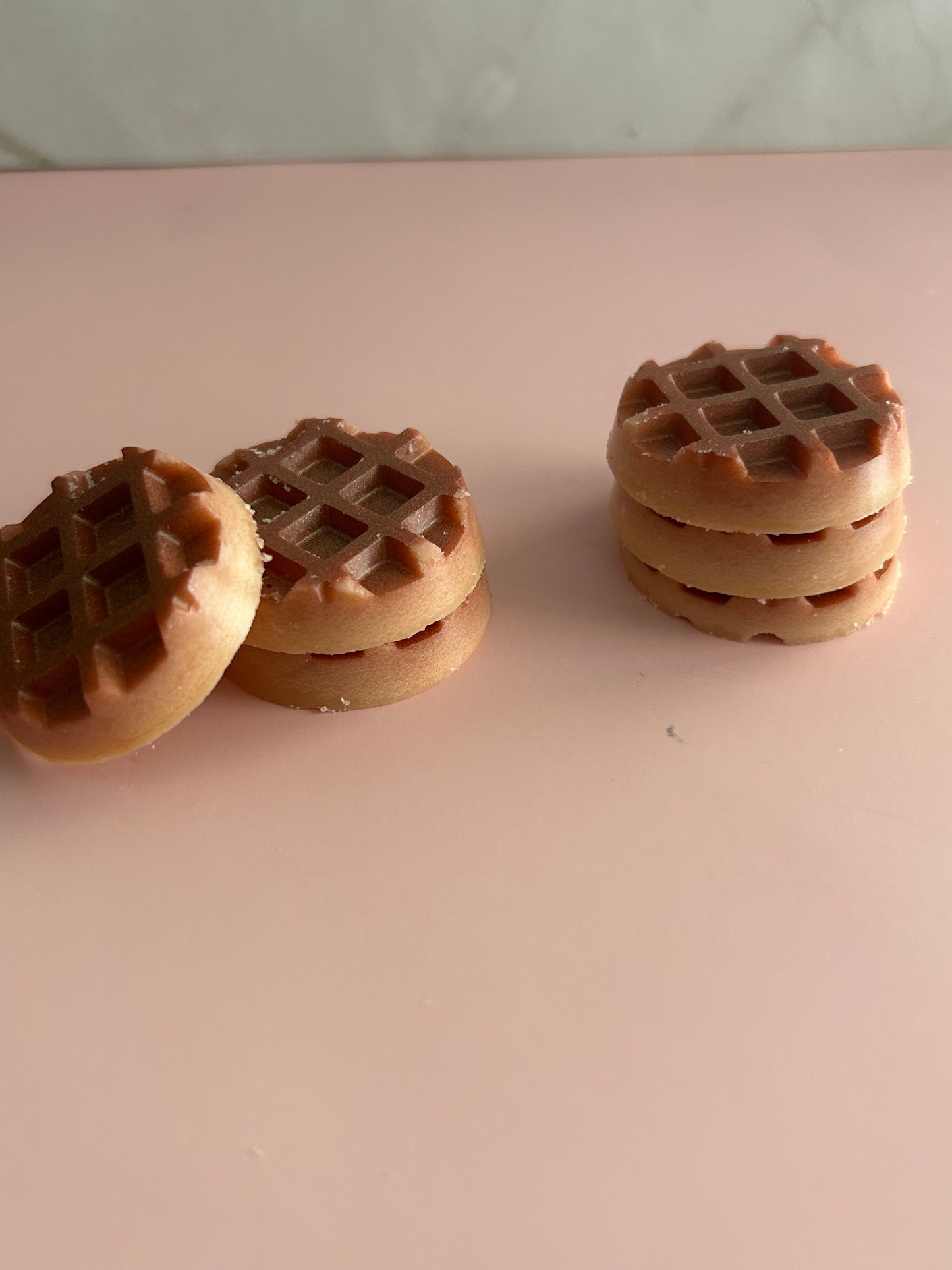 18 Mini Round Waffle Wax melts 🧇