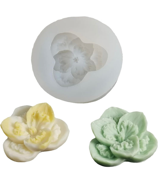 Clover Rose Candle 🍀💚