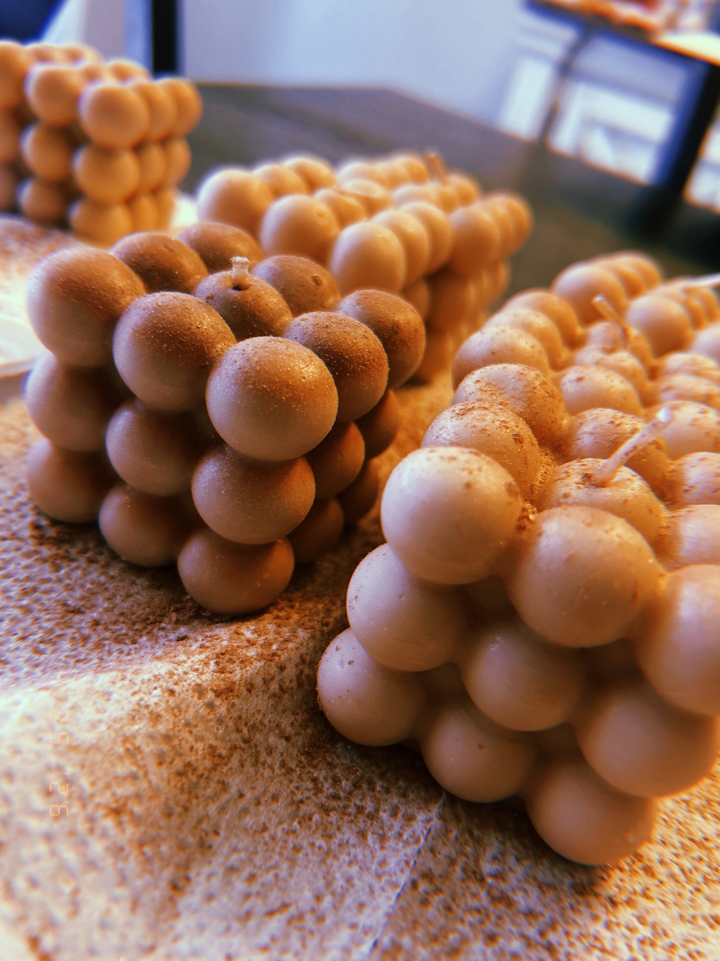6 - 3D Bubble Candles