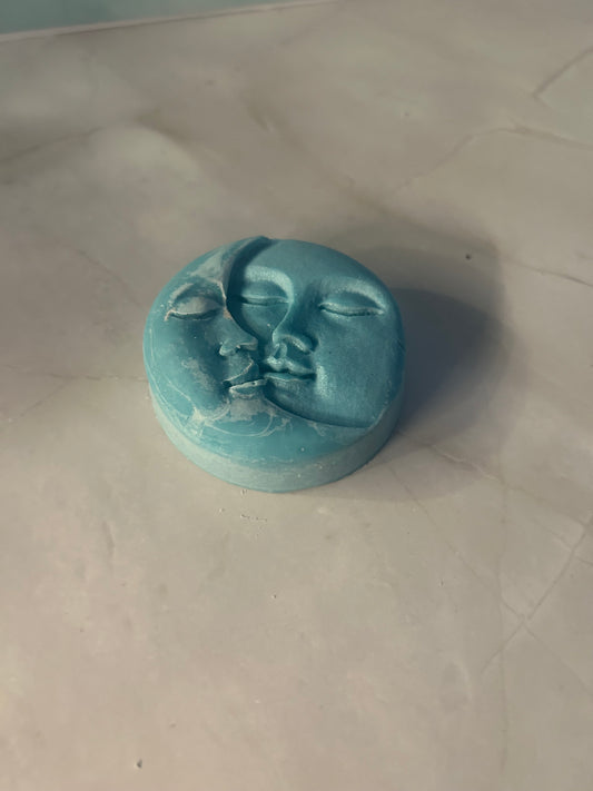 Sleeping Moon Candle 🌙