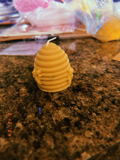 Beehive and bee candle 🐝🍯