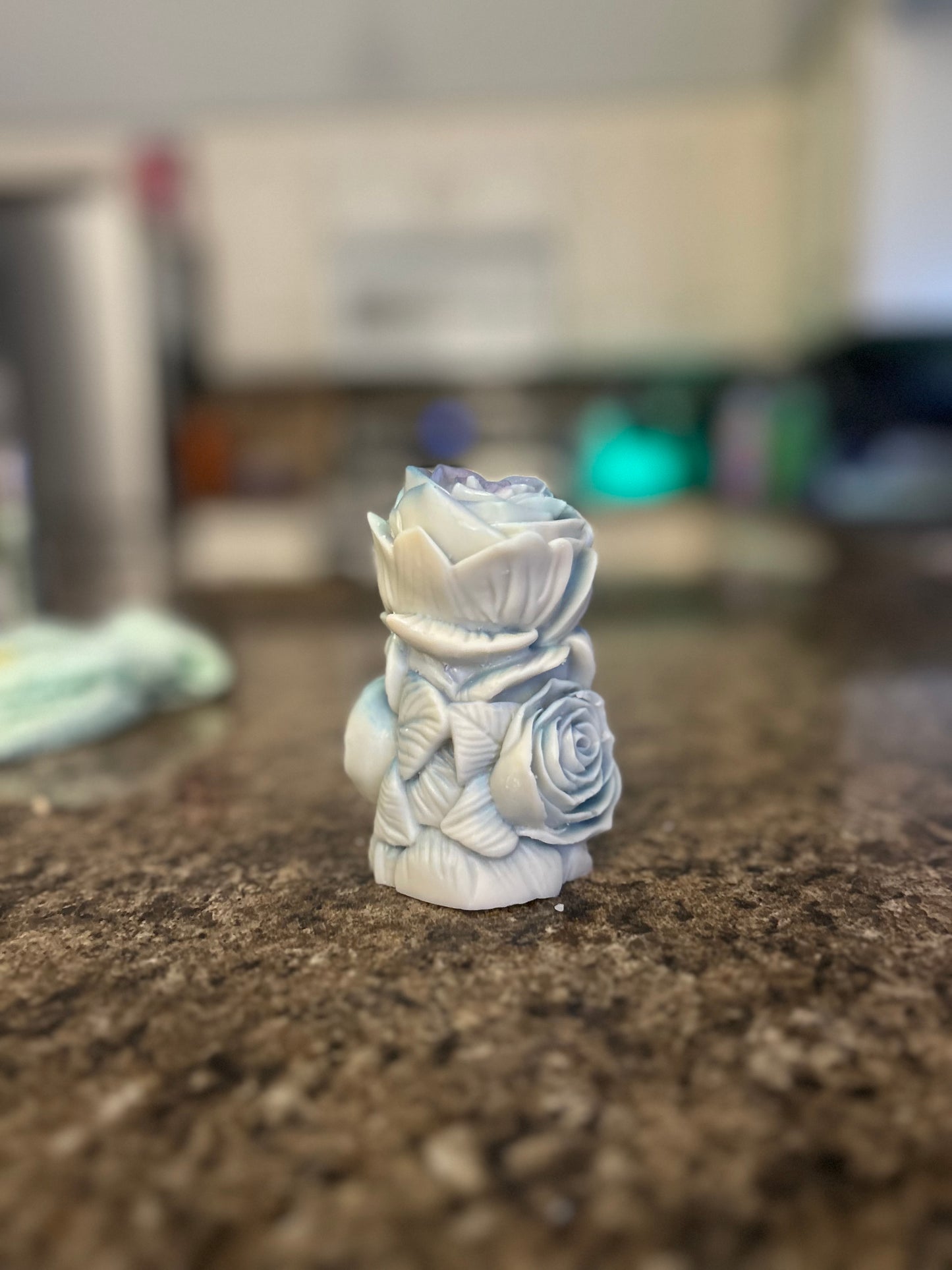 Succulent rose candle 🌹🕯️