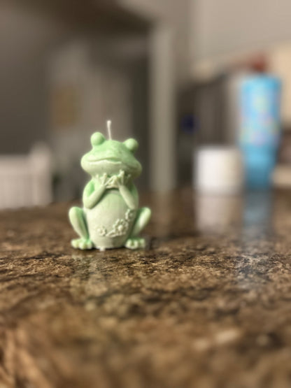 Frog with flowers on belly Candle 🐸🕯️
