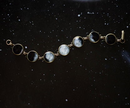 🌙 Midnight Moon Bracelet