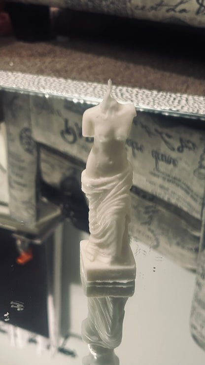Venus goddess (no head) candle ✨🕯️