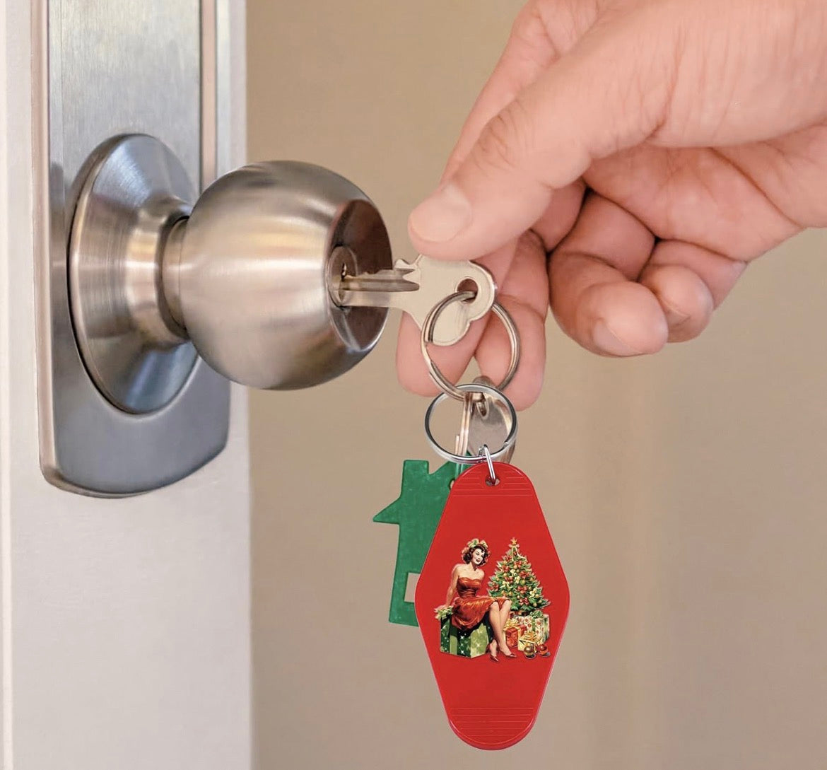 🎅🏼💋 Vintage Christmas Babe Keychain Collection 🎄✨