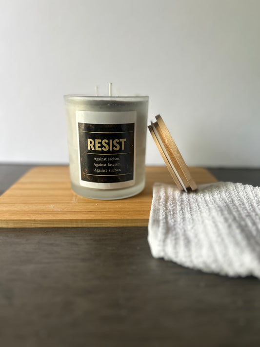 RESIST ✊🏽