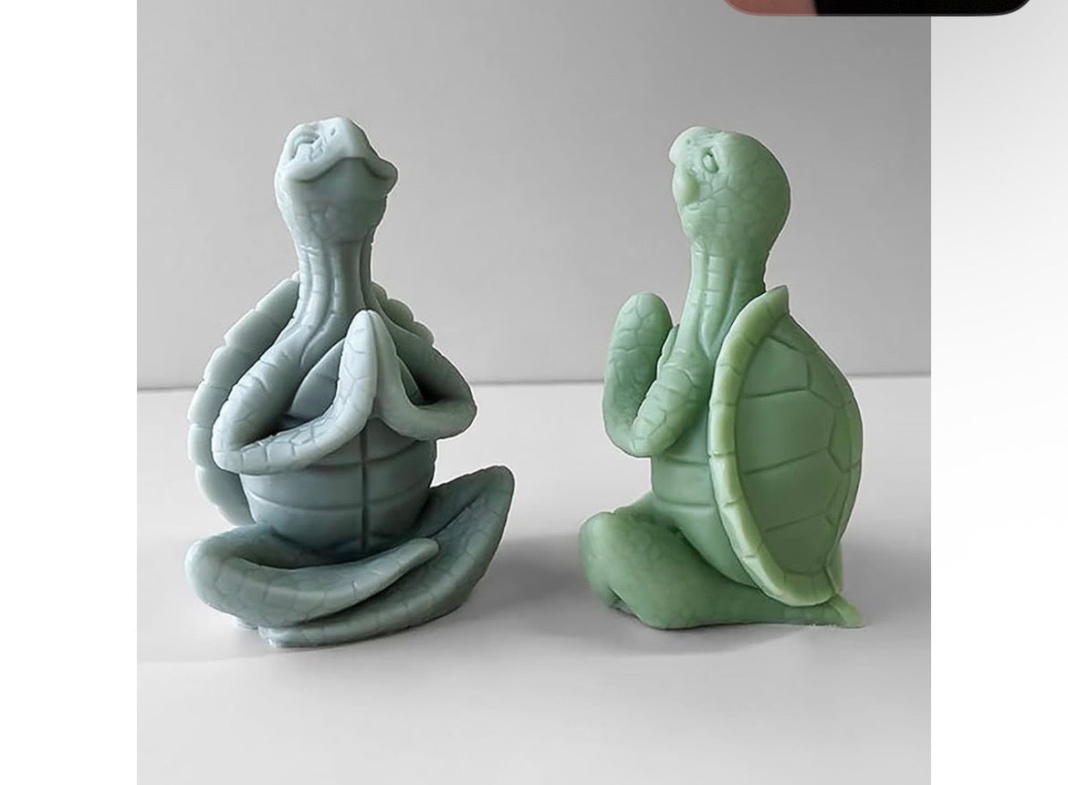 Praying Turtle Candle 🐢🕯️