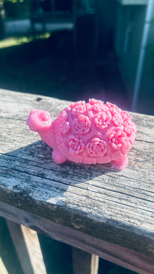 Turtle w/flowers