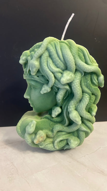 Medusa Candle 🐍🕯️
