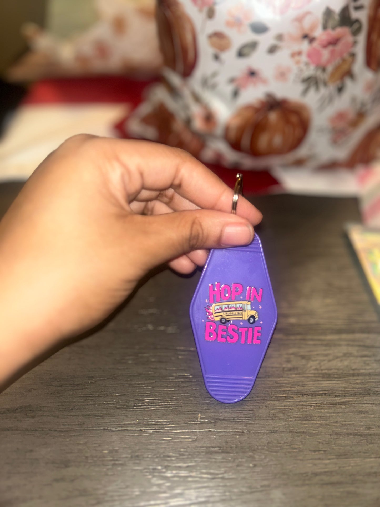 🚌✨ Hop In, Bestie – Motel Keychain ✨🚌