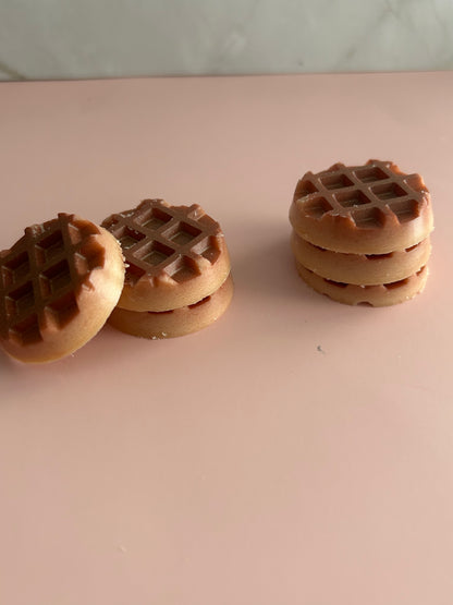 18 mini waffle wax melts 🧇